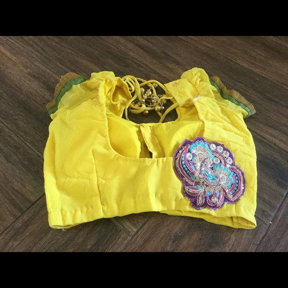 Indian outfit saree - Picture 3 of 5